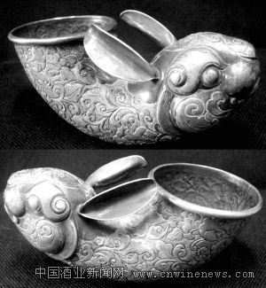 点击放大